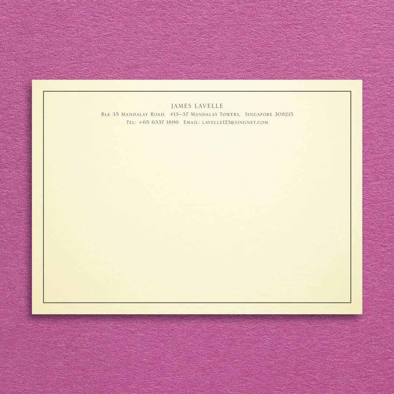 With a keyline border inset from the edge and the text centred, the Piccadilly correspondence card is simple yet stylish