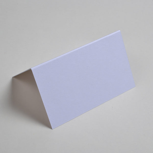 The Plain white name place cards are tent folded and smooth to the touch, perfect for any pen