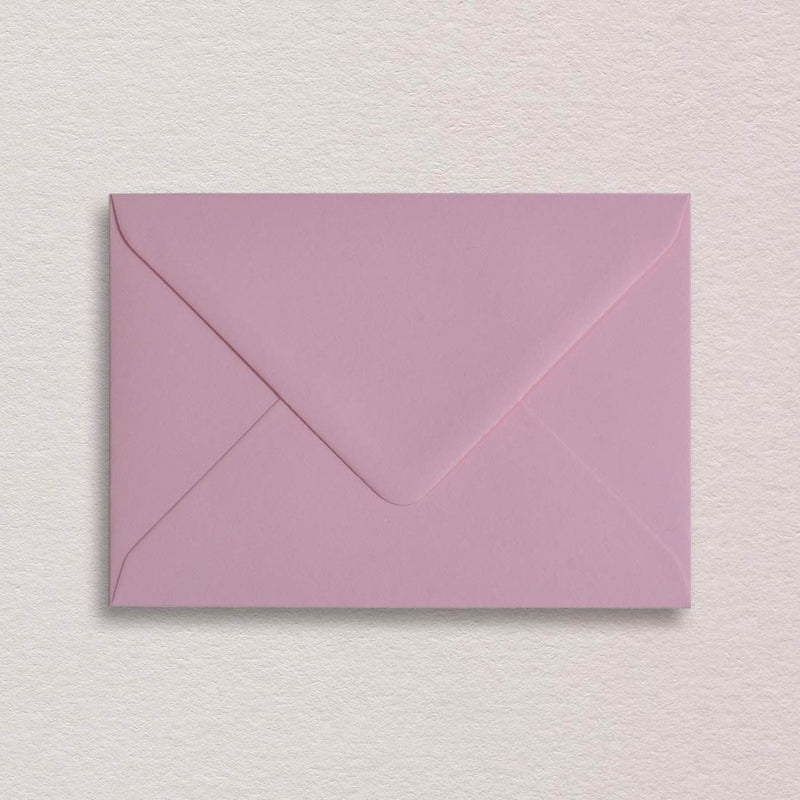 A soft and gentle pastel shade, our candy pink C6 envelopes are sold in packs of 25